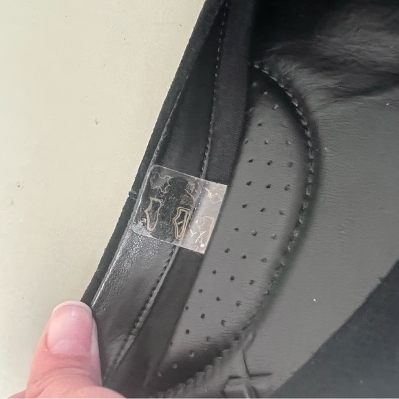 The FLEXX Black Pom Pom Suede Ballet Flat size 7 - Picture 6 of 7